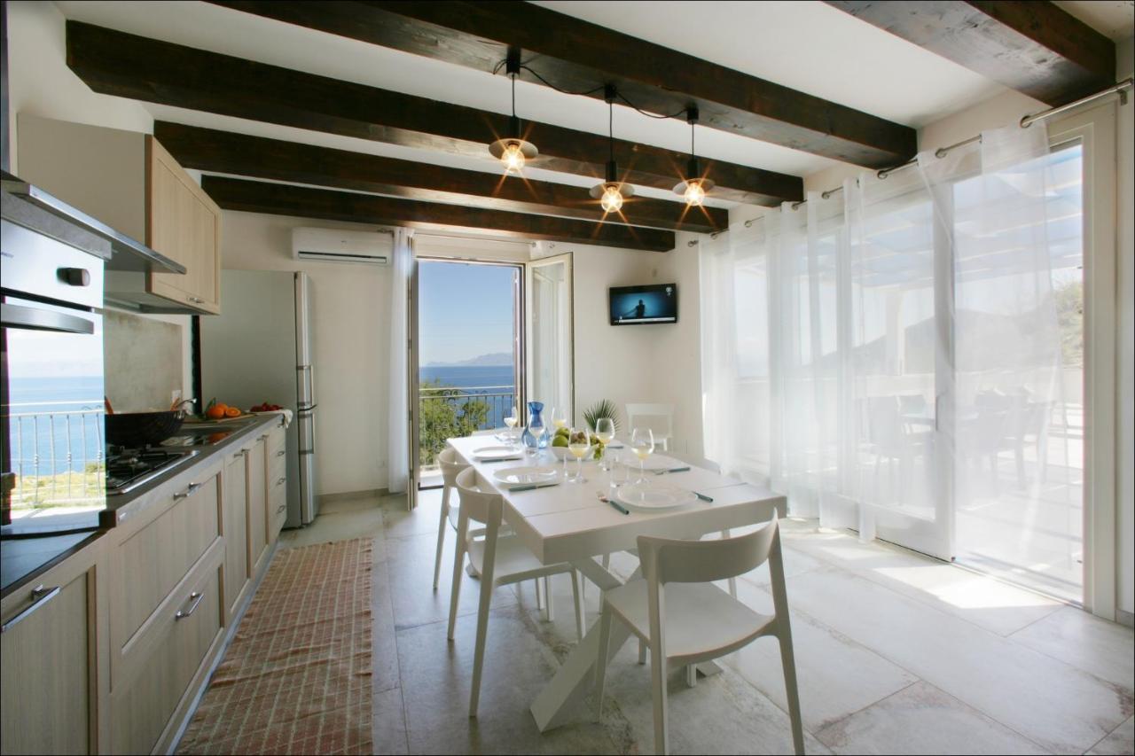 Villa Antonia - Vasca Idromassaggio Terrazza Vista Mare San Vito Lo Capo Exterior photo