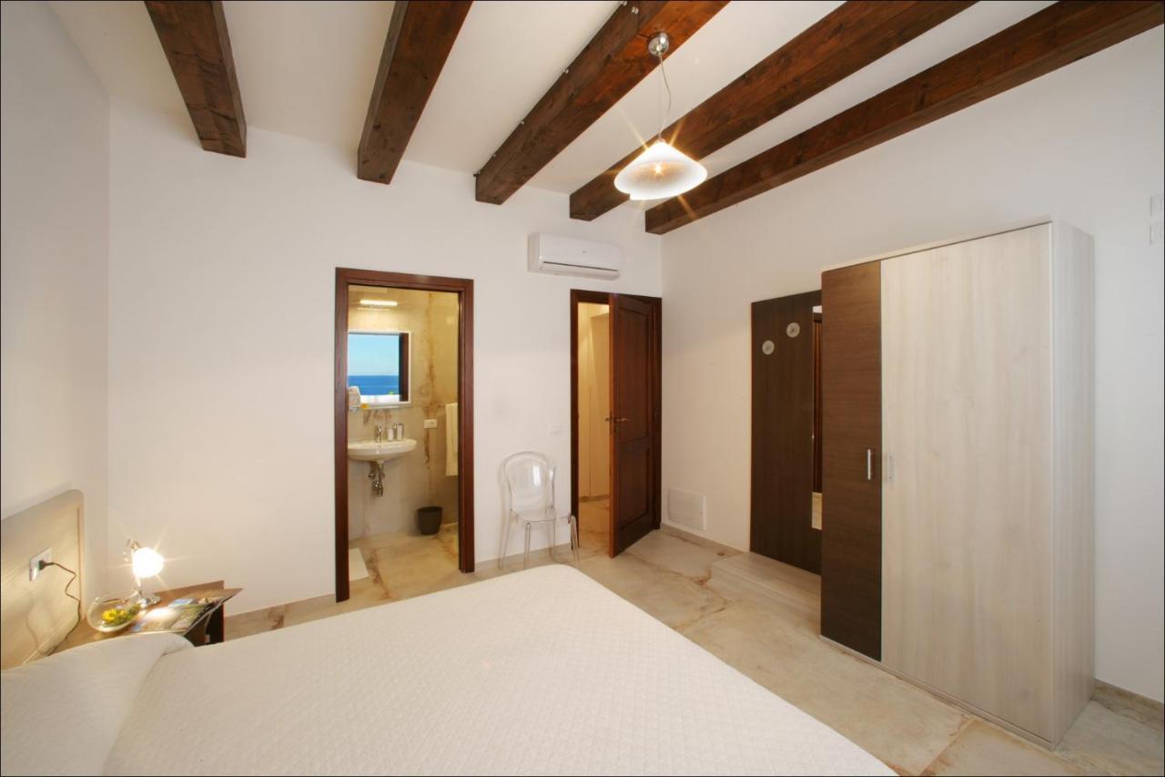 Villa Antonia - Vasca Idromassaggio Terrazza Vista Mare San Vito Lo Capo Exterior photo