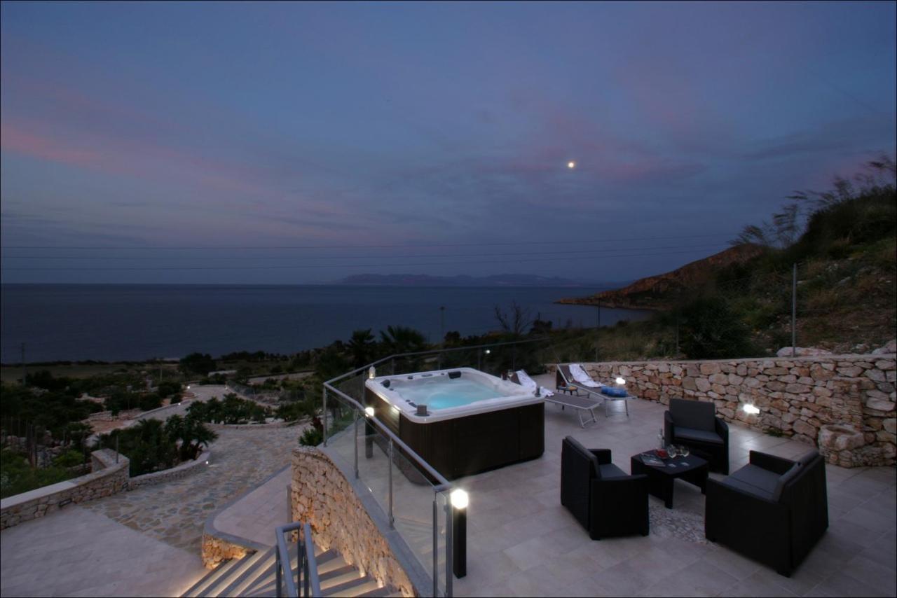 Villa Antonia - Vasca Idromassaggio Terrazza Vista Mare San Vito Lo Capo Exterior photo